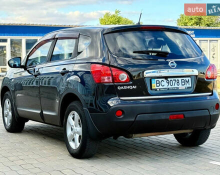 Черный Ниссан Кашкай, объемом двигателя 2 л и пробегом 300 тыс. км за 7600 $, фото 6 на Automoto.ua