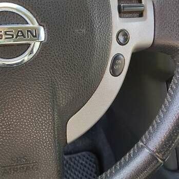 Черный Ниссан Кашкай, объемом двигателя 2 л и пробегом 261 тыс. км за 9499 $, фото 9 на Automoto.ua