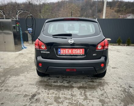Черный Ниссан Кашкай, объемом двигателя 1.5 л и пробегом 240 тыс. км за 8000 $, фото 5 на Automoto.ua