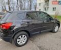 Черный Ниссан Кашкай, объемом двигателя 2 л и пробегом 65 тыс. км за 10400 $, фото 27 на Automoto.ua