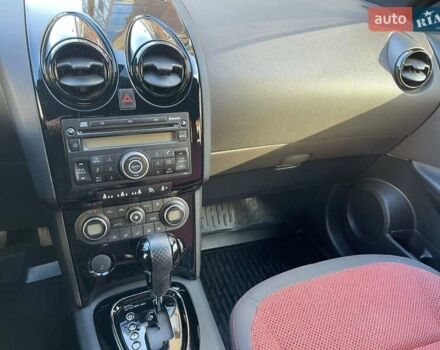 Черный Ниссан Кашкай, объемом двигателя 2 л и пробегом 167 тыс. км за 7900 $, фото 24 на Automoto.ua