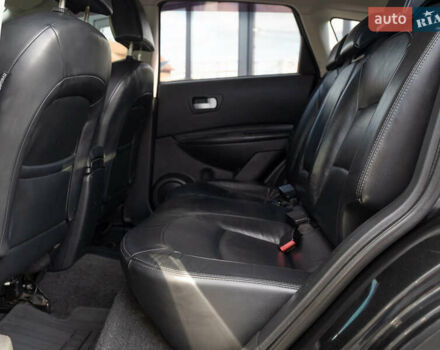 Черный Ниссан Кашкай, объемом двигателя 2 л и пробегом 175 тыс. км за 8400 $, фото 25 на Automoto.ua