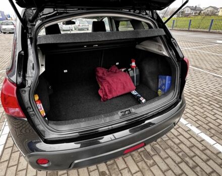 Чорний Ніссан Кашкай, об'ємом двигуна 1.5 л та пробігом 275 тис. км за 8300 $, фото 5 на Automoto.ua