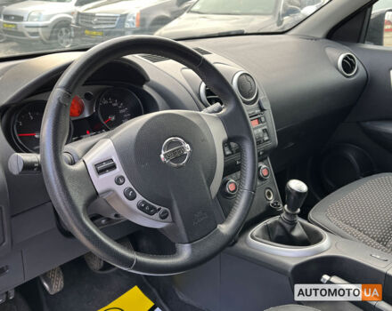 Черный Ниссан Кашкай, объемом двигателя 1.5 л и пробегом 290 тыс. км за 8600 $, фото 6 на Automoto.ua