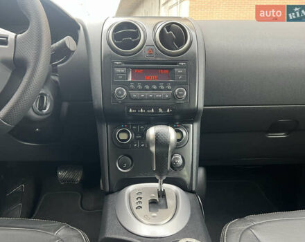 Черный Ниссан Кашкай, объемом двигателя 2 л и пробегом 127 тыс. км за 8700 $, фото 66 на Automoto.ua