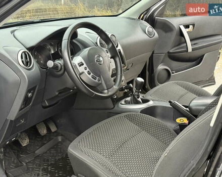 Черный Ниссан Кашкай, объемом двигателя 1.5 л и пробегом 289 тыс. км за 7900 $, фото 11 на Automoto.ua