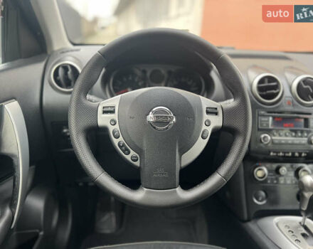 Черный Ниссан Кашкай, объемом двигателя 2 л и пробегом 127 тыс. км за 8700 $, фото 68 на Automoto.ua