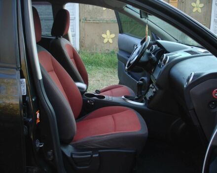 Чорний Ніссан Кашкай, об'ємом двигуна 1.6 л та пробігом 237 тис. км за 7300 $, фото 11 на Automoto.ua