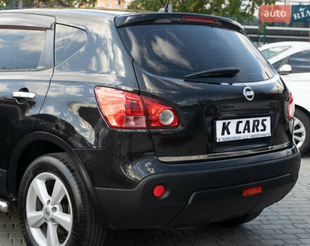 Черный Ниссан Кашкай, объемом двигателя 2 л и пробегом 175 тыс. км за 8400 $, фото 5 на Automoto.ua