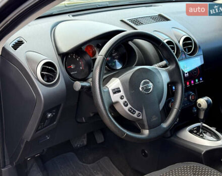 Черный Ниссан Кашкай, объемом двигателя 2 л и пробегом 300 тыс. км за 7600 $, фото 9 на Automoto.ua