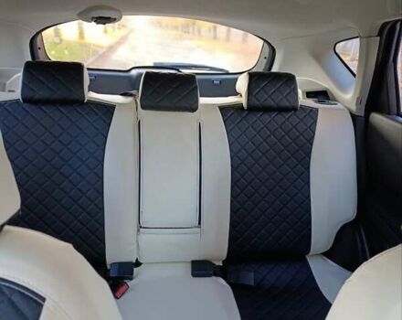 Черный Ниссан Кашкай, объемом двигателя 2 л и пробегом 249 тыс. км за 8000 $, фото 2 на Automoto.ua