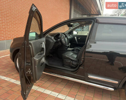 Черный Ниссан Кашкай, объемом двигателя 2 л и пробегом 127 тыс. км за 8700 $, фото 39 на Automoto.ua