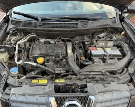 Черный Ниссан Кашкай, объемом двигателя 2 л и пробегом 270 тыс. км за 8750 $, фото 6 на Automoto.ua