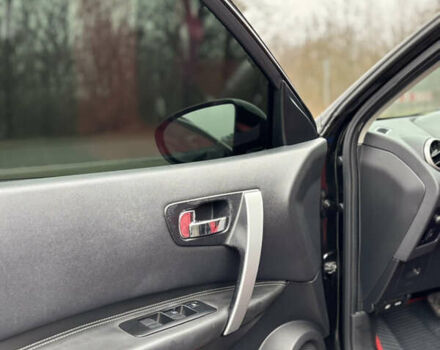 Черный Ниссан Кашкай, объемом двигателя 2 л и пробегом 150 тыс. км за 9200 $, фото 16 на Automoto.ua