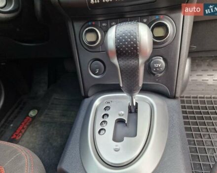 Черный Ниссан Кашкай, объемом двигателя 2 л и пробегом 65 тыс. км за 10400 $, фото 55 на Automoto.ua