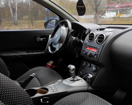 Чорний Ніссан Кашкай, об'ємом двигуна 2 л та пробігом 237 тис. км за 7555 $, фото 5 на Automoto.ua