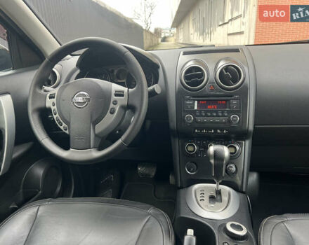 Черный Ниссан Кашкай, объемом двигателя 2 л и пробегом 127 тыс. км за 8700 $, фото 63 на Automoto.ua