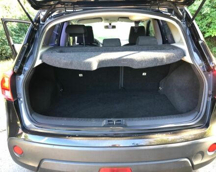 Черный Ниссан Кашкай, объемом двигателя 1.5 л и пробегом 237 тыс. км за 8600 $, фото 5 на Automoto.ua