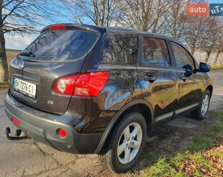 Чорний Ніссан Кашкай, об'ємом двигуна 1.46 л та пробігом 235 тис. км за 7300 $, фото 2 на Automoto.ua