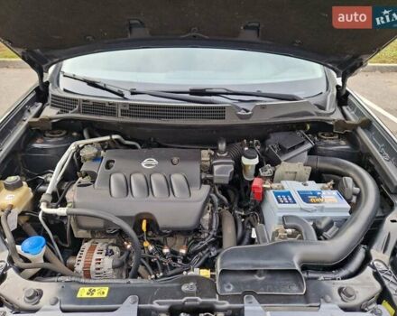 Черный Ниссан Кашкай, объемом двигателя 2 л и пробегом 65 тыс. км за 10400 $, фото 90 на Automoto.ua