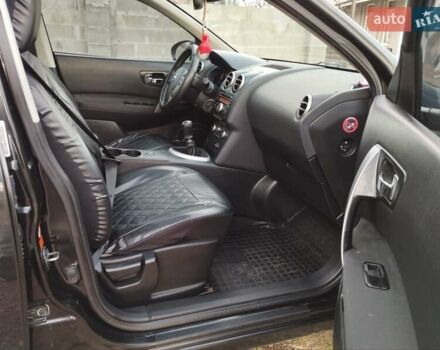 Черный Ниссан Кашкай, объемом двигателя 1.5 л и пробегом 310 тыс. км за 9600 $, фото 10 на Automoto.ua