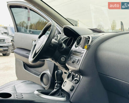 Черный Ниссан Кашкай, объемом двигателя 2 л и пробегом 329 тыс. км за 7200 $, фото 23 на Automoto.ua