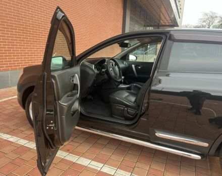 Черный Ниссан Кашкай, объемом двигателя 2 л и пробегом 127 тыс. км за 8700 $, фото 11 на Automoto.ua