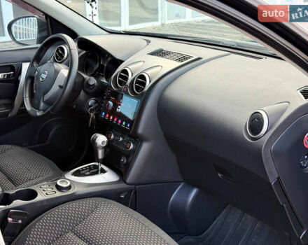 Черный Ниссан Кашкай, объемом двигателя 2 л и пробегом 300 тыс. км за 7600 $, фото 12 на Automoto.ua