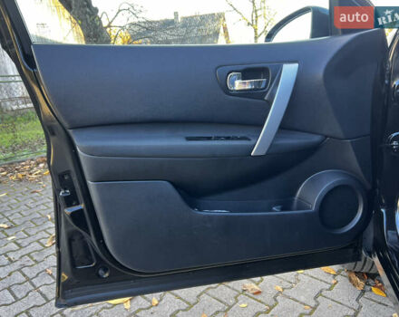 Черный Ниссан Кашкай, объемом двигателя 2 л и пробегом 202 тыс. км за 9500 $, фото 19 на Automoto.ua