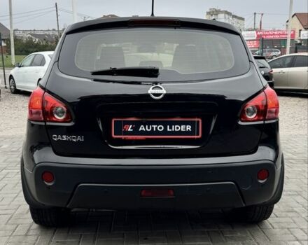Черный Ниссан Кашкай, объемом двигателя 2 л и пробегом 215 тыс. км за 8300 $, фото 4 на Automoto.ua