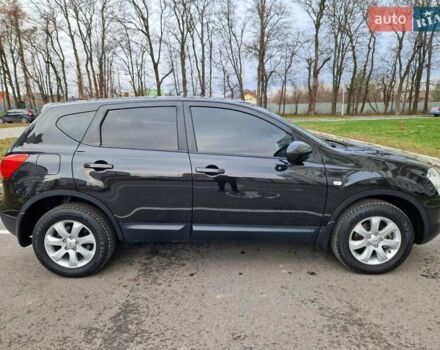 Черный Ниссан Кашкай, объемом двигателя 2 л и пробегом 65 тыс. км за 10400 $, фото 28 на Automoto.ua