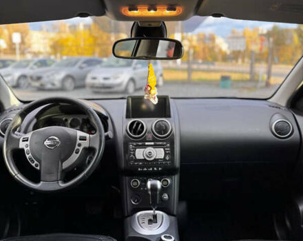 Черный Ниссан Кашкай, объемом двигателя 2 л и пробегом 221 тыс. км за 6950 $, фото 6 на Automoto.ua