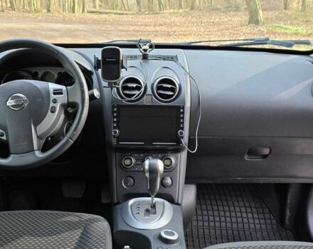 Черный Ниссан Кашкай, объемом двигателя 2 л и пробегом 334 тыс. км за 2750 $, фото 6 на Automoto.ua