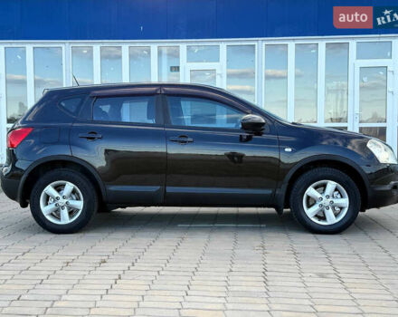 Черный Ниссан Кашкай, объемом двигателя 2 л и пробегом 300 тыс. км за 7600 $, фото 3 на Automoto.ua