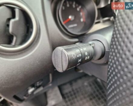 Черный Ниссан Кашкай, объемом двигателя 2 л и пробегом 65 тыс. км за 10400 $, фото 71 на Automoto.ua