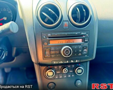 Черный Ниссан Кашкай, объемом двигателя 2 л и пробегом 178 тыс. км за 8900 $, фото 8 на Automoto.ua