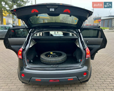 Чорний Ніссан Кашкай, об'ємом двигуна 2 л та пробігом 223 тис. км за 8700 $, фото 16 на Automoto.ua