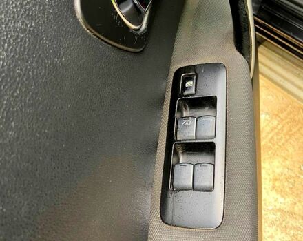 Черный Ниссан Кашкай, объемом двигателя 2 л и пробегом 190 тыс. км за 7900 $, фото 9 на Automoto.ua