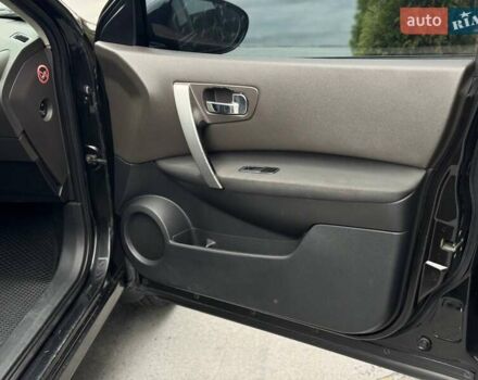 Чорний Ніссан Кашкай, об'ємом двигуна 2 л та пробігом 167 тис. км за 8200 $, фото 32 на Automoto.ua