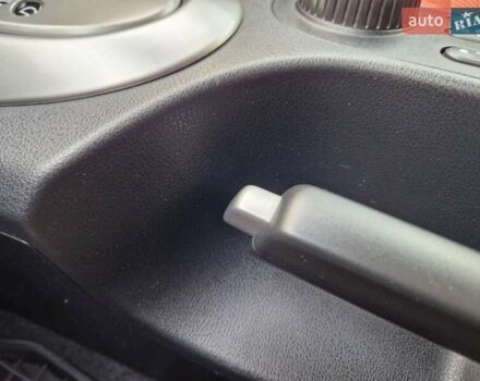 Черный Ниссан Кашкай, объемом двигателя 2 л и пробегом 65 тыс. км за 10400 $, фото 56 на Automoto.ua