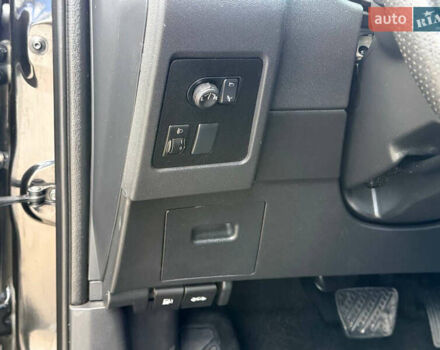 Черный Ниссан Кашкай, объемом двигателя 2 л и пробегом 300 тыс. км за 7600 $, фото 17 на Automoto.ua