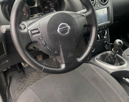 Черный Ниссан Кашкай, объемом двигателя 1.5 л и пробегом 272 тыс. км за 7500 $, фото 9 на Automoto.ua