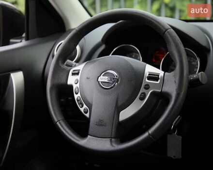 Черный Ниссан Кашкай, объемом двигателя 2.02 л и пробегом 247 тыс. км за 10200 $, фото 13 на Automoto.ua