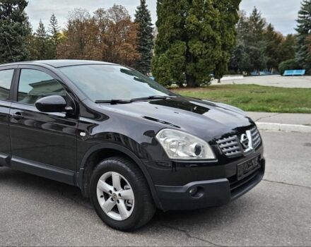 Черный Ниссан Кашкай, объемом двигателя 2 л и пробегом 143 тыс. км за 8300 $, фото 1 на Automoto.ua