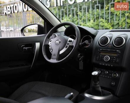Черный Ниссан Кашкай, объемом двигателя 2.02 л и пробегом 247 тыс. км за 10200 $, фото 10 на Automoto.ua
