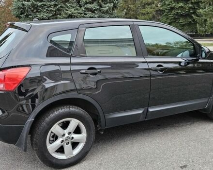 Черный Ниссан Кашкай, объемом двигателя 2 л и пробегом 143 тыс. км за 7800 $, фото 2 на Automoto.ua