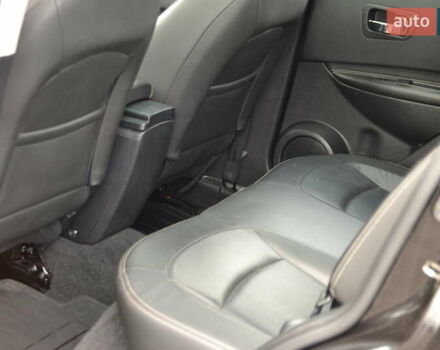 Чорний Ніссан Кашкай, об'ємом двигуна 2 л та пробігом 190 тис. км за 8999 $, фото 16 на Automoto.ua