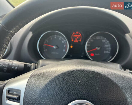 Черный Ниссан Кашкай, объемом двигателя 1.6 л и пробегом 208 тыс. км за 8500 $, фото 16 на Automoto.ua