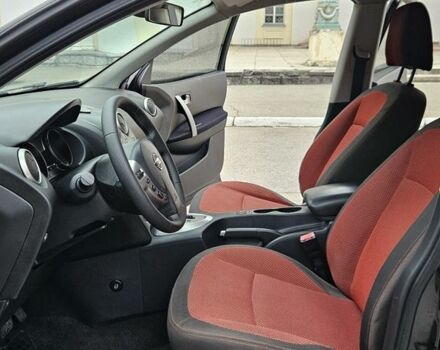 Черный Ниссан Кашкай, объемом двигателя 2 л и пробегом 143 тыс. км за 8300 $, фото 12 на Automoto.ua