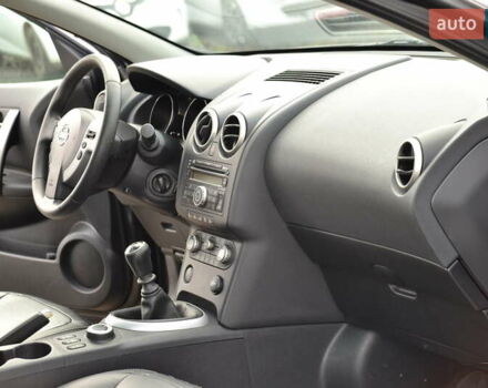 Чорний Ніссан Кашкай, об'ємом двигуна 2 л та пробігом 190 тис. км за 8999 $, фото 22 на Automoto.ua